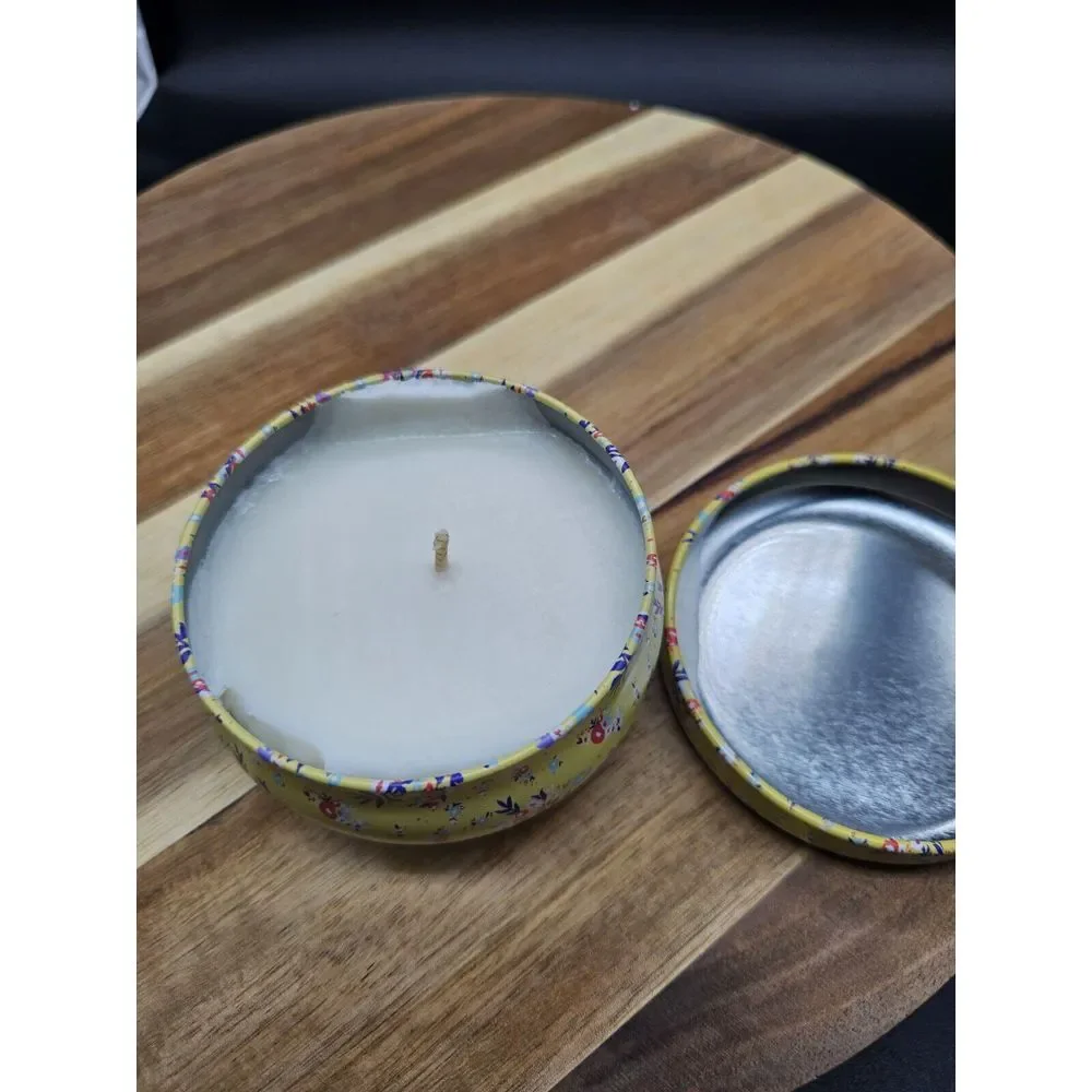Pioneer Woman Wild Jasmine & Daisy‎ Tin Candle